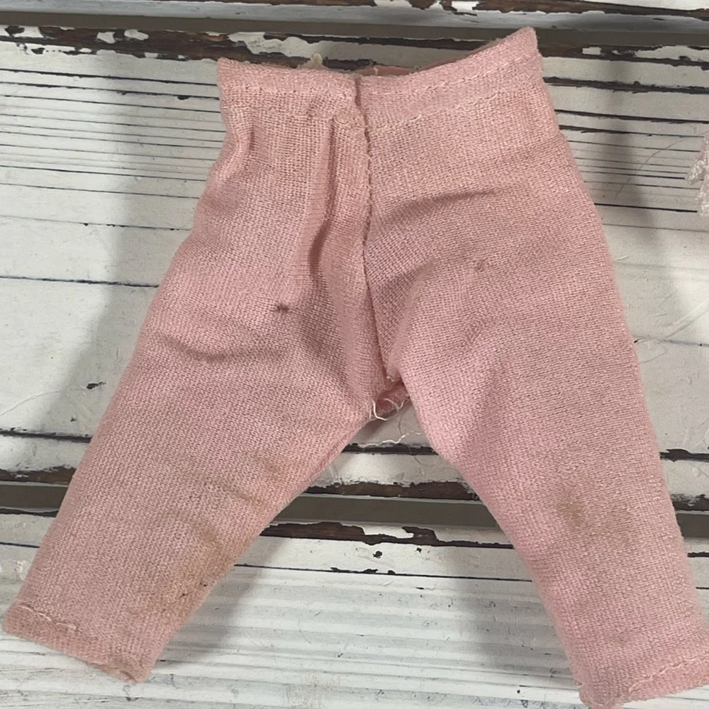 Vintage 1978 Mattel Barbie Doll Figure‎ Clothing Great Condition